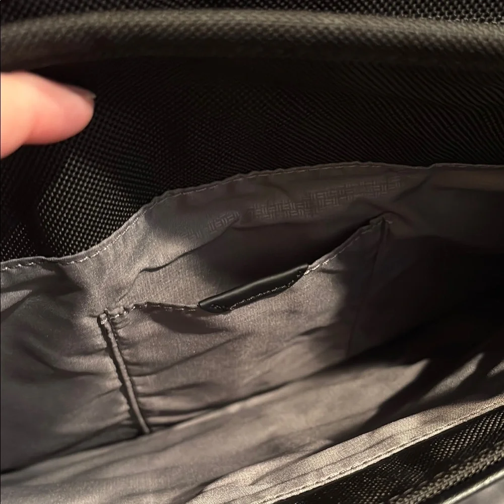 Tumi ALPHA Slim Deluxe Portfolio